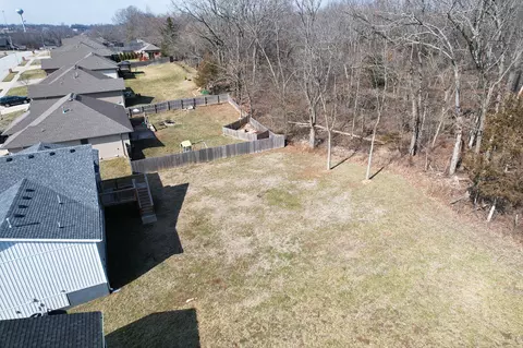 View/Area - 1065 E Lakota St, Nixa, MO 65714 photo 1 of 1