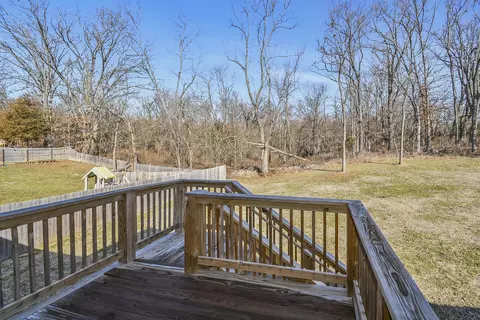 Exterior - 1065 E Lakota St, Nixa, MO 65714 photo 9 of 13