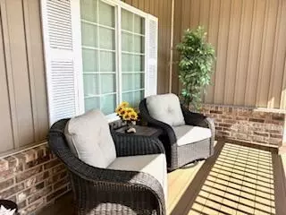 Exterior - 591 E Katella Cir, Nixa, MO 65714 photo 5 of 12