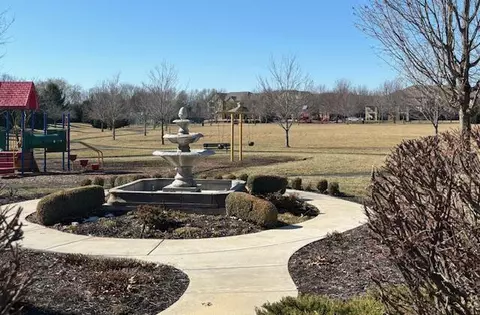 Exterior - 591 E Katella Cir, Nixa, MO 65714 photo 11 of 12