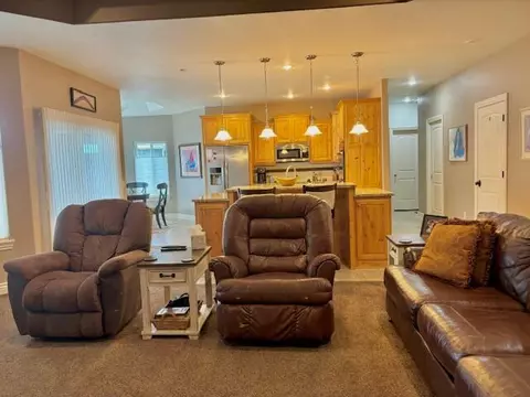 Living - 591 E Katella Cir, Nixa, MO 65714 photo 2 of 8