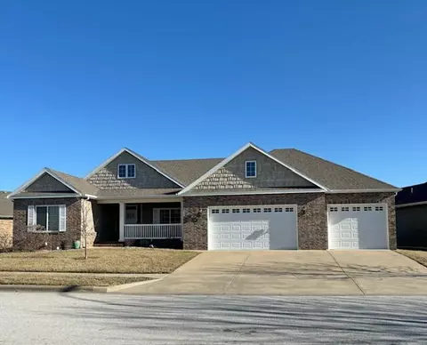 Exterior - 591 E Katella Cir, Nixa, MO 65714 photo 3 of 12