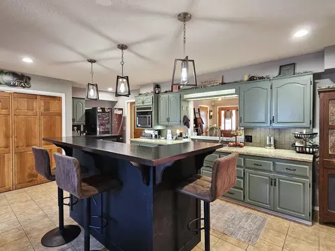 Kitchen - 4151 State Hwy Nn, Ozark, MO 65721 photo 5 of 6