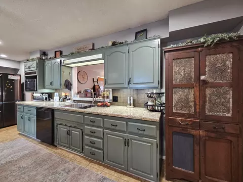 Kitchen - 4151 State Hwy Nn, Ozark, MO 65721 photo 6 of 6