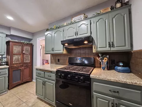 Kitchen - 4151 State Hwy Nn, Ozark, MO 65721 photo 3 of 6