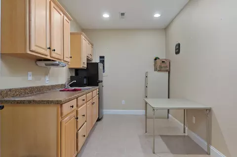 Kitchen - 821 E Donegal Cir, Nixa, MO 65714 photo 8 of 8