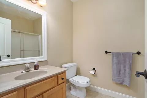 Bath - 821 E Donegal Cir, Nixa, MO 65714 photo 5 of 6
