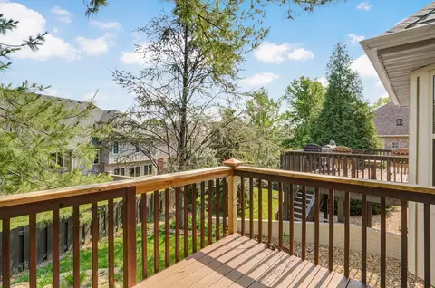 Exterior - 821 E Donegal Cir, Nixa, MO 65714 photo 7 of 14