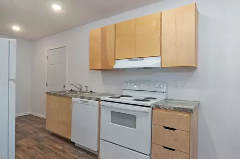 Kitchen - 2420 E Blaine St, Springfield, MO 65803 photo 6 of 6