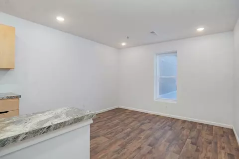 Living - 2420 E Blaine St, Springfield, MO 65803 photo 12 of 12
