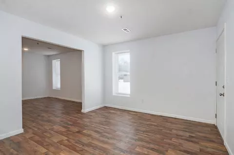 Living - 2420 E Blaine St, Springfield, MO 65803 photo 6 of 12