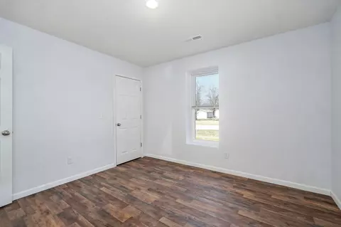 Bedroom - 2420 E Blaine St, Springfield, MO 65803 photo 1 of 5