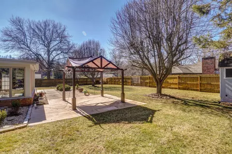 View/Area - 2725 S Patterson Ave, Springfield, MO 65804 photo 1 of 1