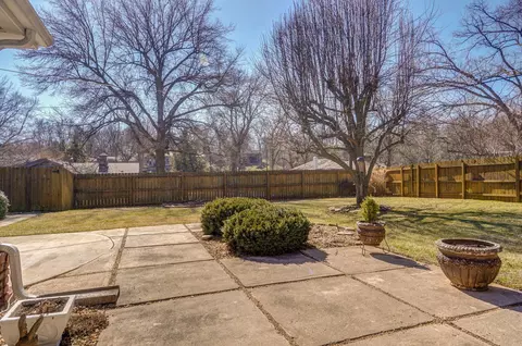 Exterior - 2725 S Patterson Ave, Springfield, MO 65804 photo 11 of 11