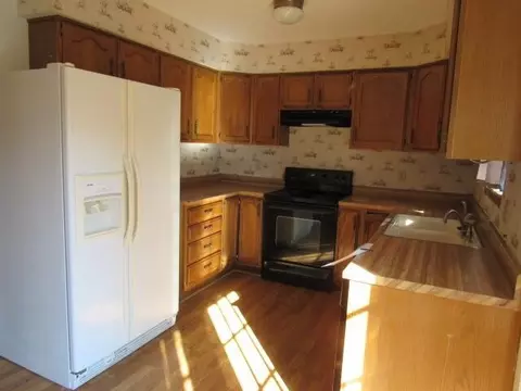 2220 S Nettleton Ave, Springfield, MO 65807 photo 3