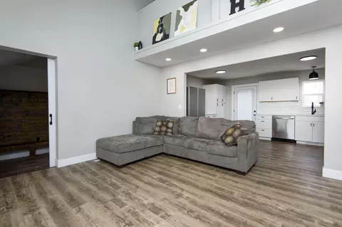 336 N Delaware Ave, Nixa, MO 65714 photo 4