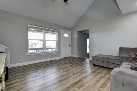 336 N Delaware Ave, Nixa, MO 65714 photo 3