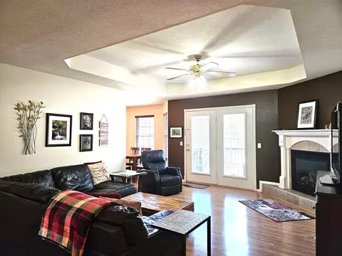 609 W Chandler Dr, Willard, MO 65781 photo 3
