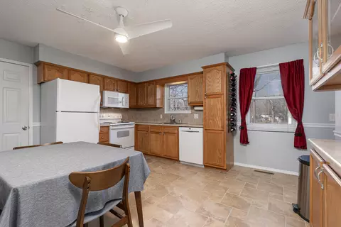 715 Evergreen Ave, Nixa, MO 65714 photo 7