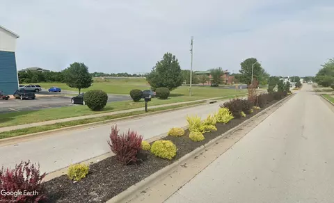 2009 W Kingsley St, Springfield, MO 65807 photo 3