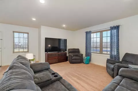Living - 121 Willoughby Rd, Clever, MO 65631 photo 7 of 8