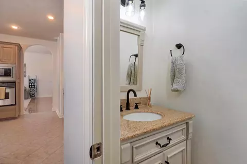 Bath - 121 Willoughby Rd, Clever, MO 65631 photo 1 of 5