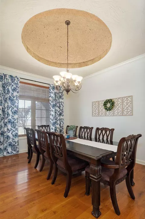 Dining - 121 Willoughby Rd, Clever, MO 65631 photo 1 of 3