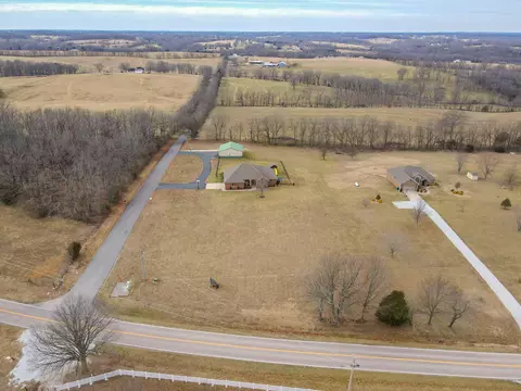 View/Area - 121 Willoughby Rd, Clever, MO 65631 photo 8 of 14