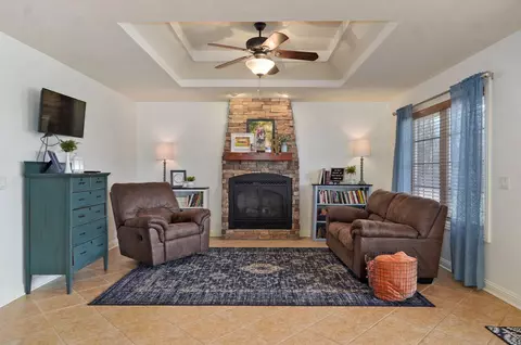 Living - 121 Willoughby Rd, Clever, MO 65631 photo 5 of 8