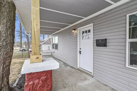 2126 N Pierce Ave, Springfield, MO 65803 photo 5