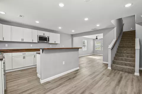 2126 N Pierce Ave, Springfield, MO 65803 photo 12