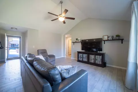 965 E Lakota Dr, Nixa, MO 65714 photo 3