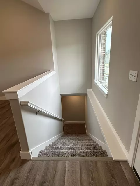 Entry Way - 1105 S Swift Ave, Ozark, MO 65721 photo 3 of 5
