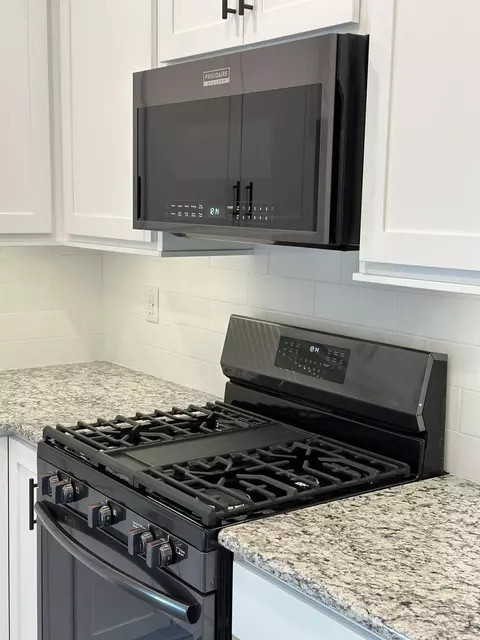 Kitchen - 1105 S Swift Ave, Ozark, MO 65721 photo 1 of 5