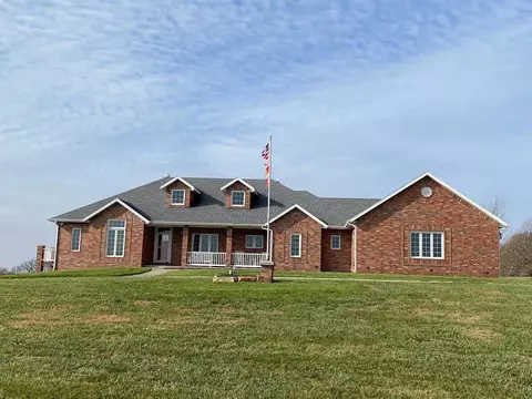 951 Sand Springs Rd, Marshfield, MO 65706 photo 1