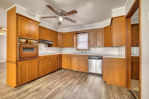Kitchen - 115 N Walnut Ave, Republic, MO 65738 photo 3 of 6