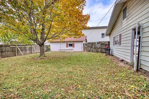 Exterior - 115 N Walnut Ave, Republic, MO 65738 photo 8 of 14