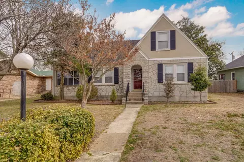 809 Euclid Ave, Monett, MO 65708 photo 1