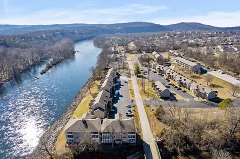 View/Area - 720 Fall Creek Dr #6, Branson, MO 65616 photo 9 of 25