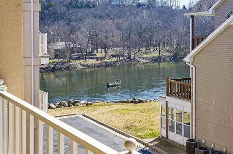 View/Area - 720 Fall Creek Dr #6, Branson, MO 65616 photo 4 of 25