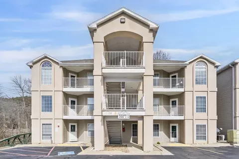 Exterior - 720 Fall Creek Dr #6, Branson, MO 65616 photo 2 of 21