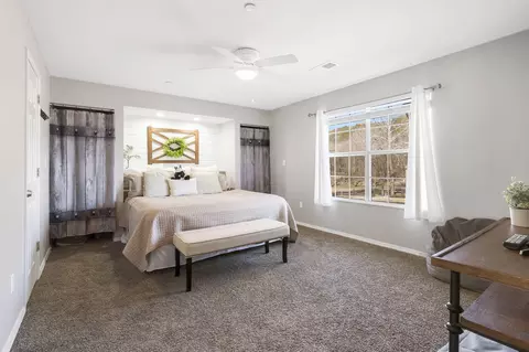 Bedroom - 720 Fall Creek Dr #6, Branson, MO 65616 photo 1 of 6
