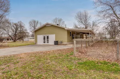 Exterior - 300 Bray Dr, Willard, MO 65781 photo 13 of 14