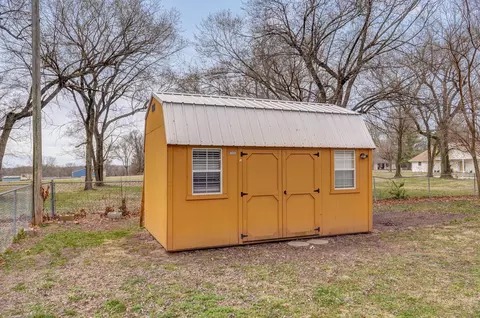 Exterior - 300 Bray Dr, Willard, MO 65781 photo 8 of 14