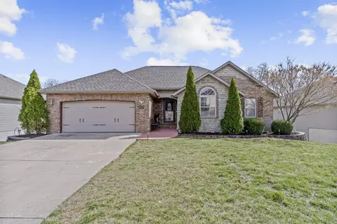 Exterior - 910 E Welch St, Nixa, MO 65714 photo 1 of 20