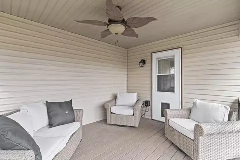 Exterior - 910 E Welch St, Nixa, MO 65714 photo 8 of 20