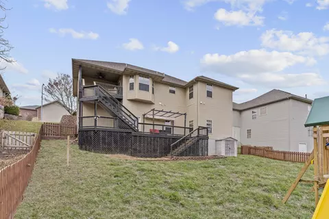 Exterior - 910 E Welch St, Nixa, MO 65714 photo 7 of 20