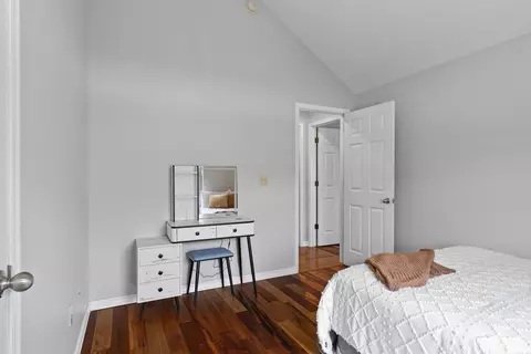 Bedroom - 910 E Welch St, Nixa, MO 65714 photo 6 of 14