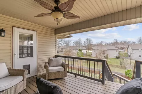 Exterior - 910 E Welch St, Nixa, MO 65714 photo 9 of 20