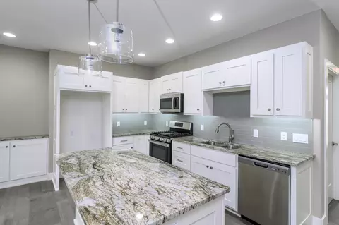 2010 S Regal Ct, Springfield, MO 65807 photo 11